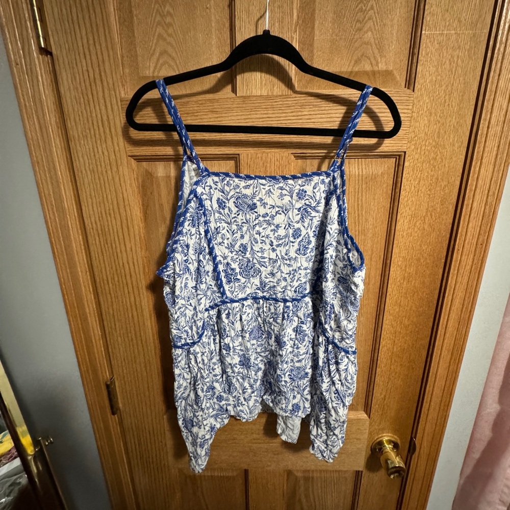 Blue floral tank top